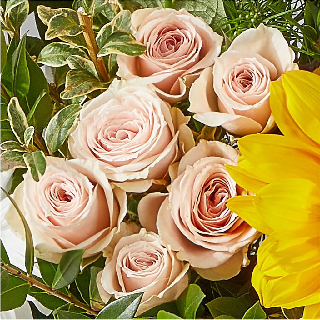 The Good Life Bouquet –  Peonia Flowers Llc, Lakewood NJ