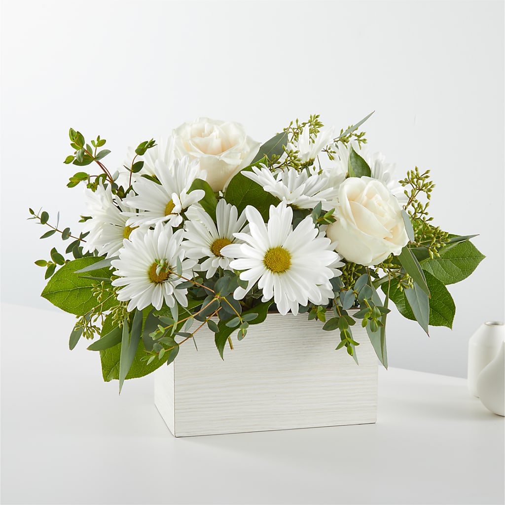 Fresh Linen Box Bouquet –  Peonia Flowers Llc, Lakewood NJ
