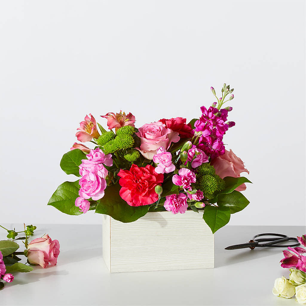 Sweetberry Box – A Florist Original –  Peonia Flowers Llc, Lakewood NJ