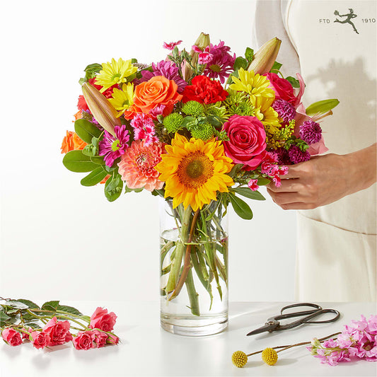 Cue the Confetti - A Florist Original –  Peonia Flowers Llc, Lakewood NJ