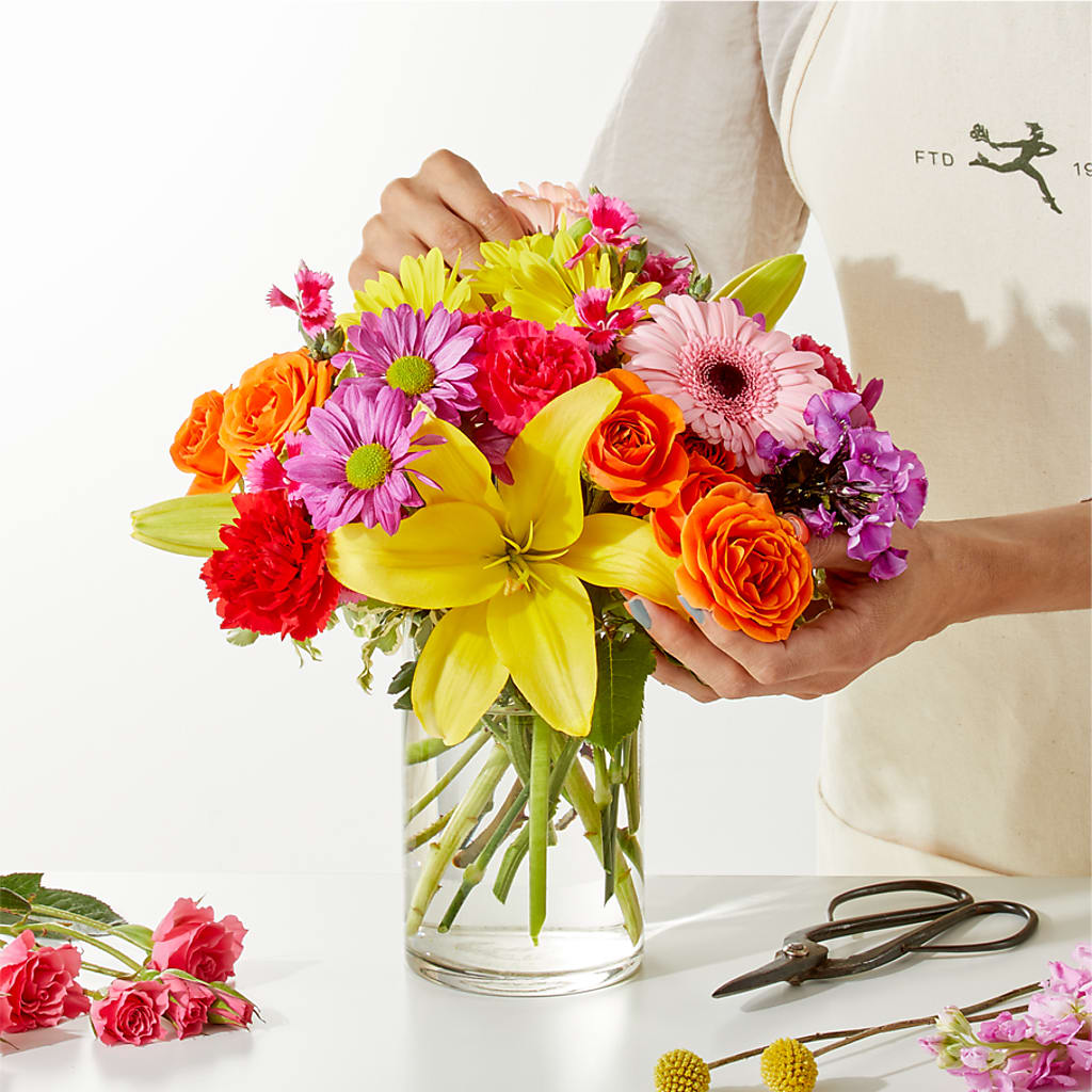 Cue the Confetti - A Florist Original –  Peonia Flowers Llc, Lakewood NJ