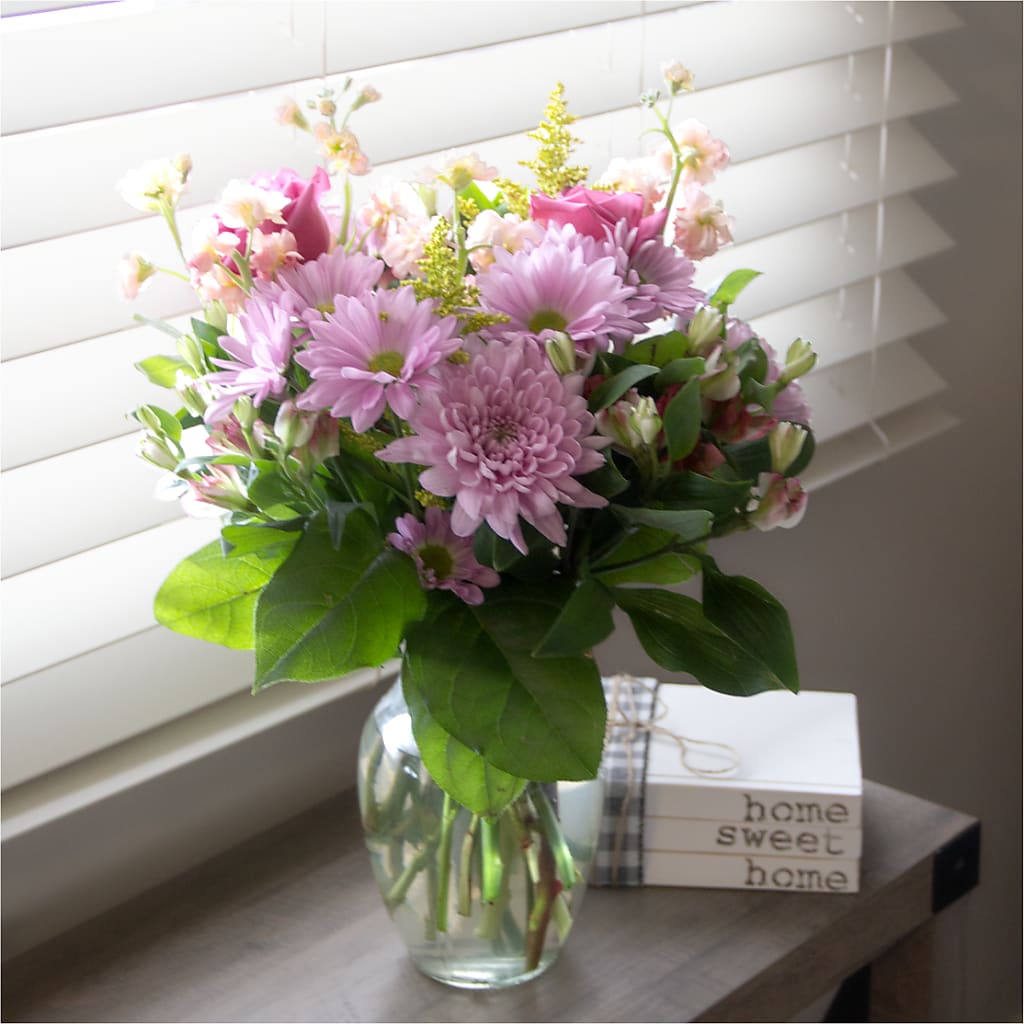 Pastel Tradition - A Florist Original –  Peonia Flowers Llc, Lakewood NJ