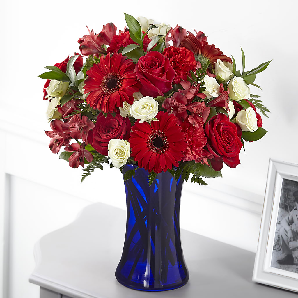 Hearts Embrace Bouquet –  Peonia Flowers Llc, Lakewood NJ