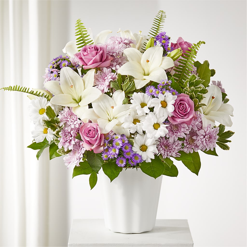 Warmest Thoughts Tabletop Basket –  Peonia Flowers Llc, Lakewood NJ