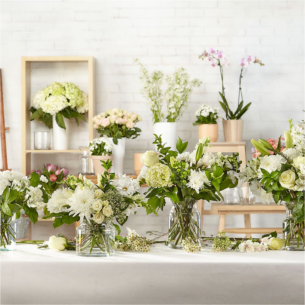 Classic Ivory – A Florist Original –  Peonia Flowers Llc, Lakewood NJ