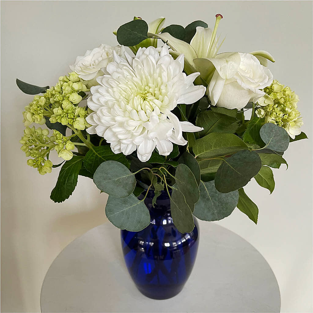 Snowy Dreams Bouquet –  Peonia Flowers Llc, Lakewood NJ