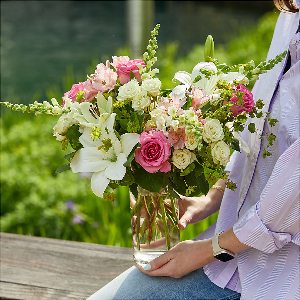 Fondly Bouquet –  Peonia Flowers Llc, Lakewood NJ
