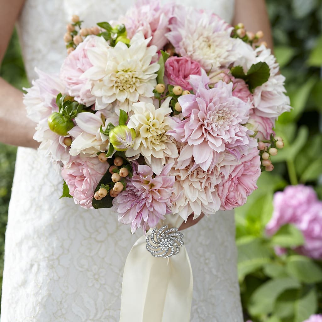 Heart's Promise Bouquet –  Peonia Flowers Llc, Lakewood NJ